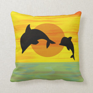 Coussin Dauphin de mère et de bébé au coucher du soleil