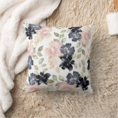 Coussin de belles fleurs d'aquarelle parsèment (Couverture)