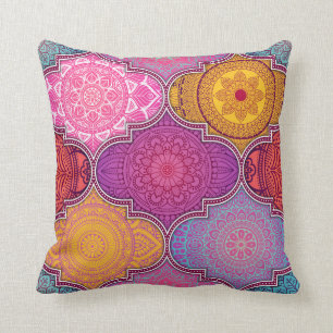 Coussin de Bohème tribal vibrant heureux