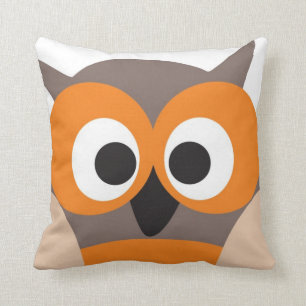 Coussin de chouette à regard drôle
