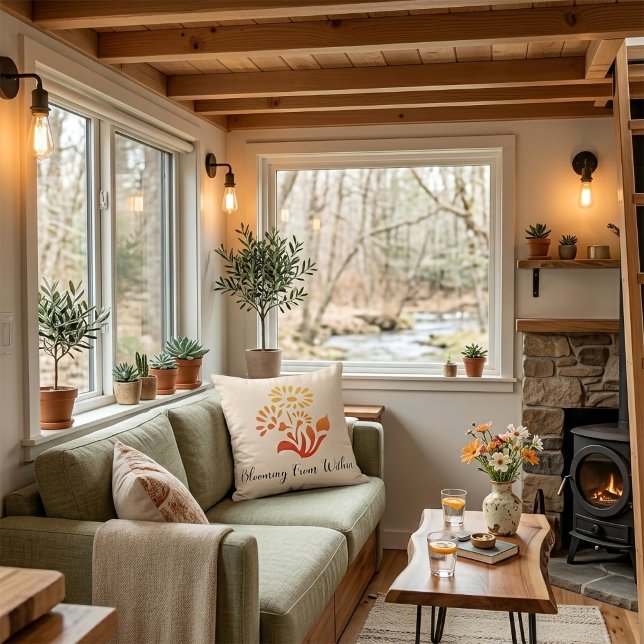 Coussin de croissance florale chaleureuse (Créateur téléchargé)