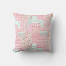 Coussin de jet à fleurs rose tendre | Esthétique é