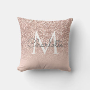 Coussin de jet à monogramme rose gold blush rose g