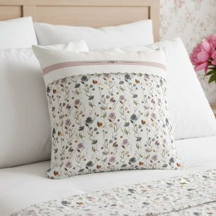 Coussin de jet Cottagecore à motif floral élégant