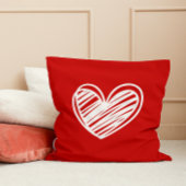 Coussin de jet minimaliste cœur rouge