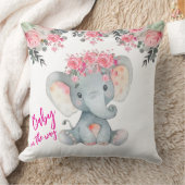 Coussin de jeté éléphant bébé floral rose pour bab (Couverture)