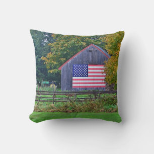 Coussin de la grange patriotique