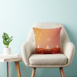 Coussin de Lancer Diwali 2025 – Trois Diyas Lumine