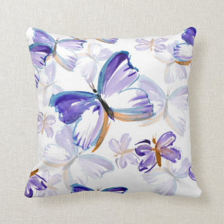 Coussin de papillons peint par pourpre