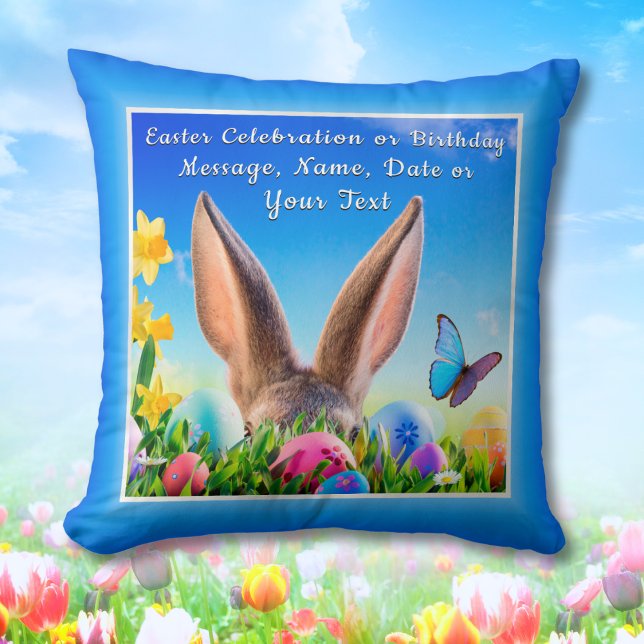 Coussin de Pâques gai avec lapin, Fleurs, Oeufs (Easter Bunny Pillows. Easter gift ideas for tweens. Easter Pillows. Easter birthday gifts for  girls)