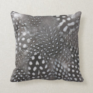 Coussin de plume dans des couleurs naturelles
