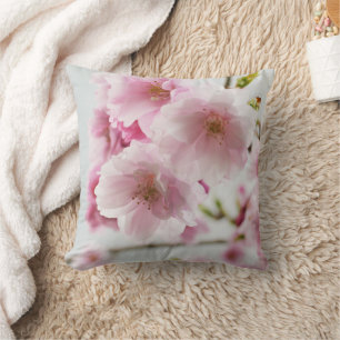 Coussin de Trhow de fleurs de cerisier de rose en