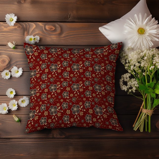 Coussin Décor maison rouge foncé avec fleurs Brown (Créateur téléchargé)