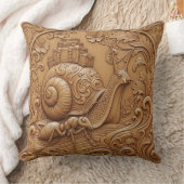 Coussin décoratif effet sculpture sur bois escargo (Couverture)