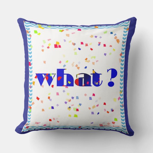 COUSSIN DÉCORATIF LOGO WHAT! (Recto)