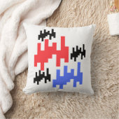  coussin décoratif pixels rouge et bleu. (Couverture)