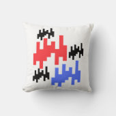  coussin décoratif pixels rouge et bleu. (Recto)