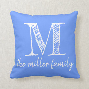 Coussin décoré d'un monogramme fait sur commande