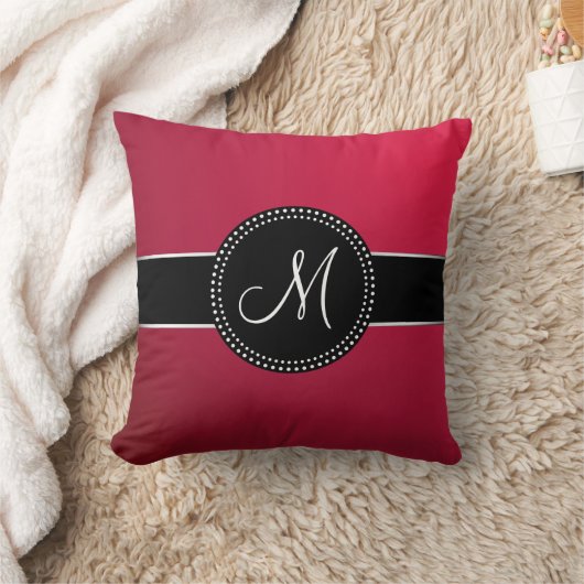Coussin décoré d'un monogramme personnalisé (Couverture)