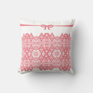Coussin Dentelle rose délicate