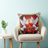 Coussin Des colombes blanches aimantes encadrées de cœurs (Chaise)