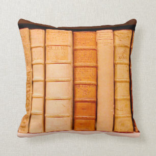 Coussin des livres liants en cuir datant du XVIIe 