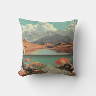 Coussin Désert et lac surréalistes avec poissons rouges