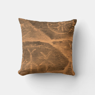 Coussin design ancien sur le mur de la grotte. histoire de