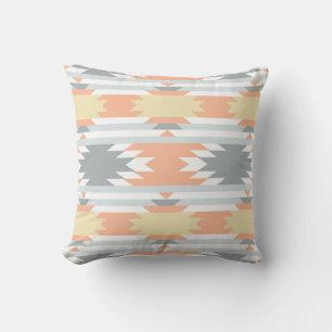 Coussin Design Aztec n°1 à Jessica Suzzette