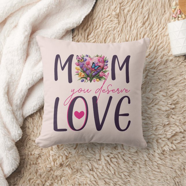 Coussin Design de coeur floral "Maman tu mérites l'amour" (Couverture)