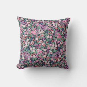 Coussin Design de fleurs printanières. Motif floral incomp