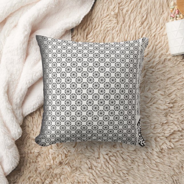 Coussin Design en tissu noir et blanc avec complexe (Couverture)