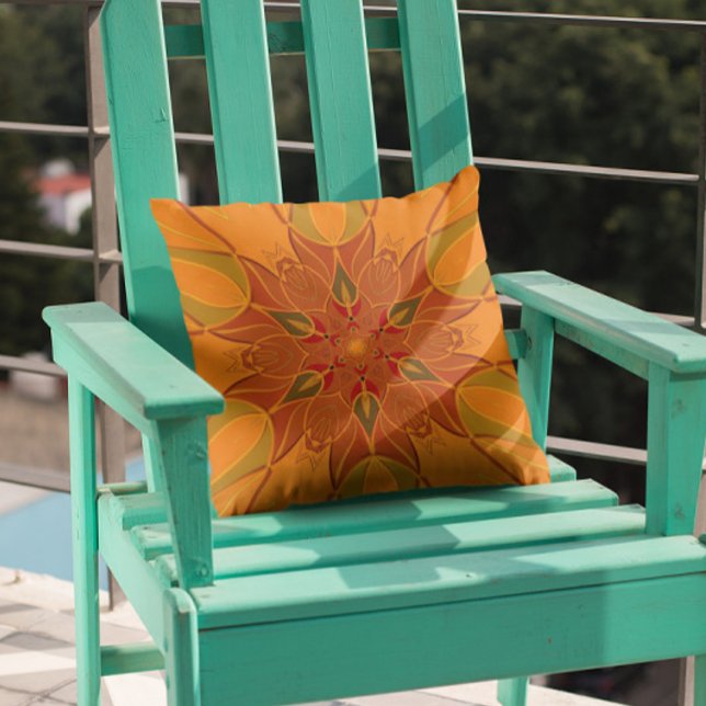 Coussin Dessin Mandala Fleur orange et rouge (Créateur téléchargé)