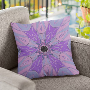 Coussin Dessin Mandala Flower violet rose et bleu