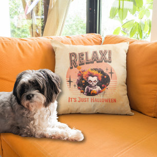 Coussin Détendez-vous, c'est juste Halloween, clown enfant