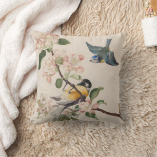 Coussin Deux petits oiseaux près d'une branche de fleurs d