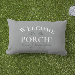 Coussin D'extérieur Bienvenue Porch Personnalisé Grey Élégant Calligra