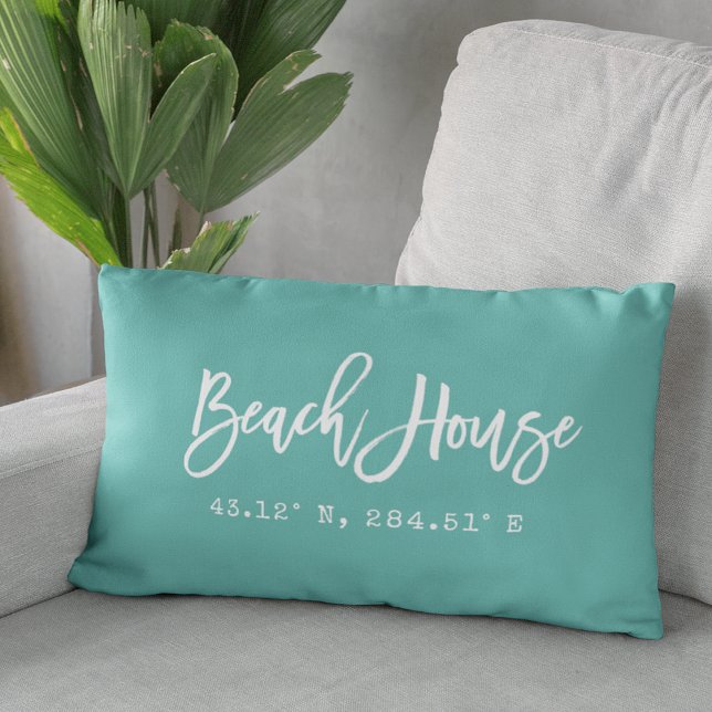Coussin D'extérieur Brosse Script Beach House Vos Coordonnées (Customize to add more text or change background color of front and back.)