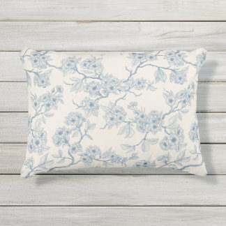 Coussin D'extérieur Chery blossom branches in blue and off white
