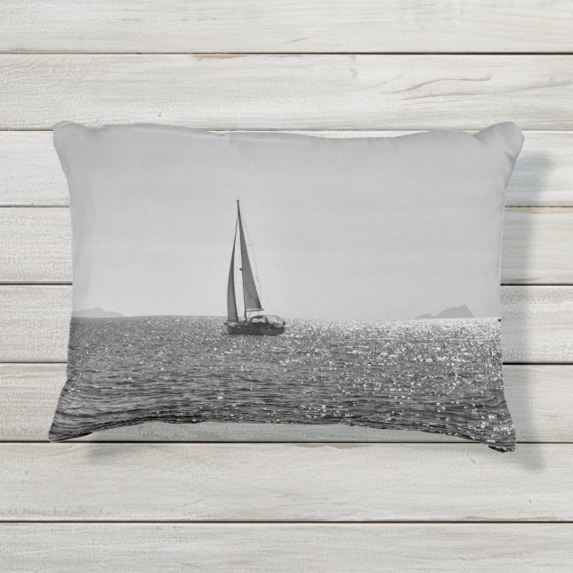 Coussin D'extérieur Cool photo moderne bateau à voile en été (Dos)