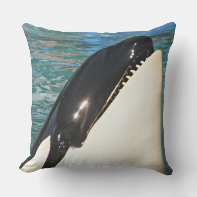 Coussin D'extérieur Instantané de baleine bleue dans l'océan (Recto)