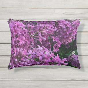 Coussin D'extérieur lilas rose, cottage romantique violet noyau floral