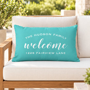 Coussin D'extérieur Monogramme de bienvenue Aqua Script pour porche