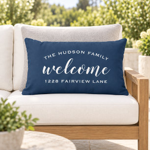 Coussin D'extérieur Monogramme de bienvenue Navy Script pour porche