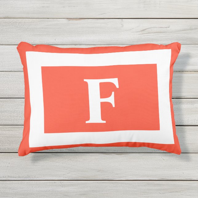 Coussin D'extérieur Monogramme personnalisé Burnt Orange tendance (Devant)