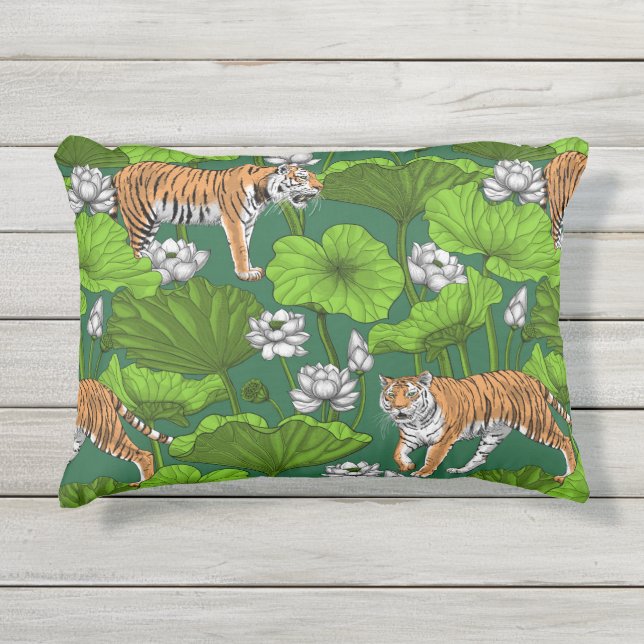 Coussin D'extérieur Tigres dans l'étang blanc de lotus (Devant)