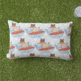 Coussin D'extérieur Vague à cheval heureux chien carlin sur la planche