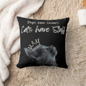 Coussin Dogs have Owners, Cats Have Staff (Couverture)