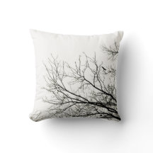 coussin d'oiseaux volants silhouette