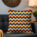 Coussin d'oreiller décoratif style rétro<br><div class="desc">Une touche de rétro dans ce design de zigzag angulaire moderne. Conçu pour vous par Evco Studio.</div>